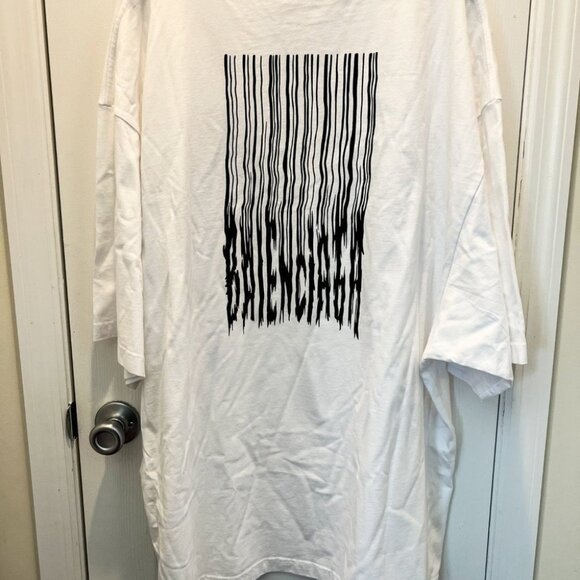 Men's Rare Balenciaga Oversized Fit Barcode T-Shirt - Picture 5 of 11